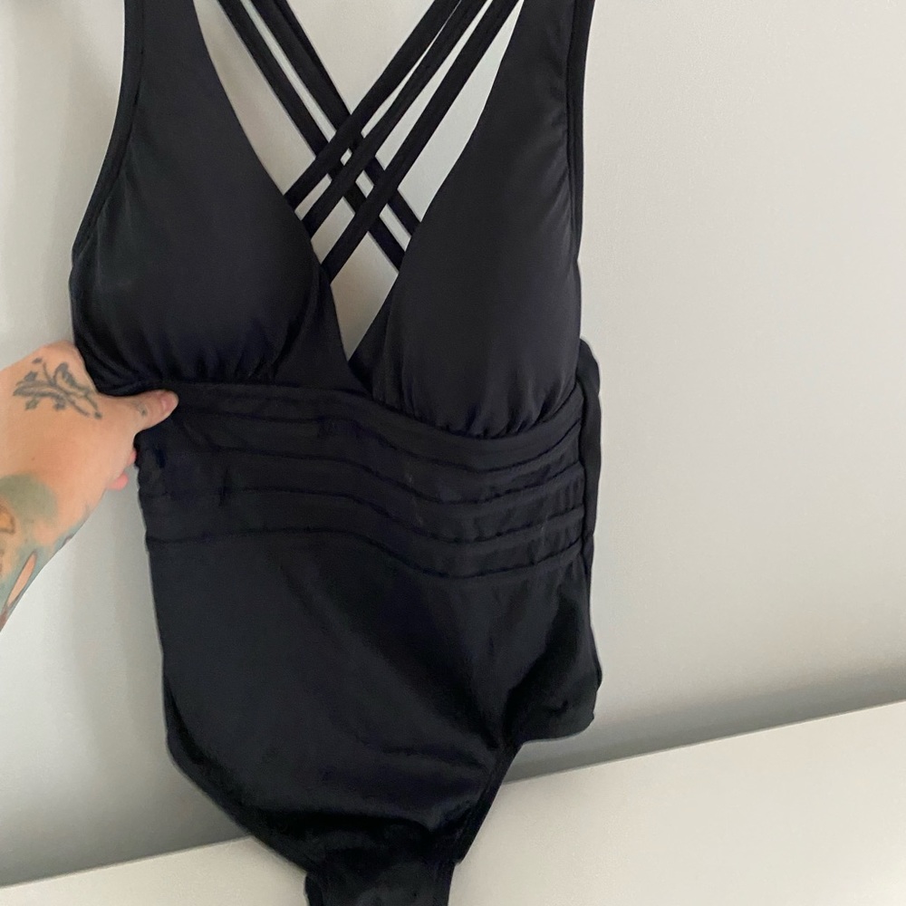 La Blanca size 10 black bathing suit